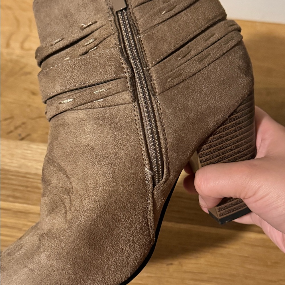 Brown Bootie - Picture 4 of 9